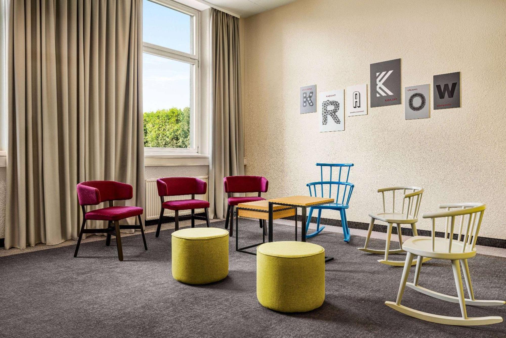 Vienna House Easy By Wyndham Cracow Hotel Krakow Bagian luar foto